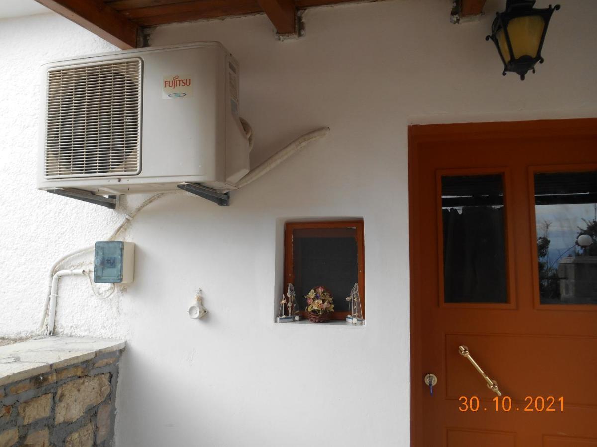Melios Rooms Petalidi Exterior photo