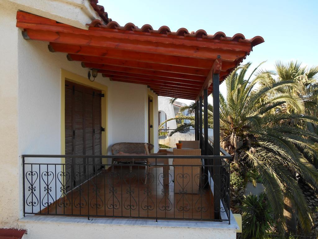 Melios Rooms Petalidi Exterior photo
